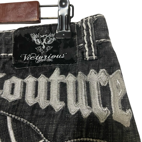 Vintage Urban Couture Victorious Baggy Embroidered Y2K Cross Black Denim Shorts - Picture 13 of 16